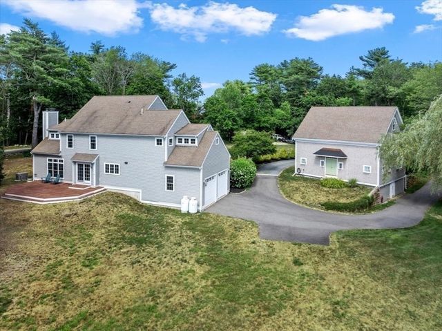 92 Cross St, Marshfield, MA 02050
