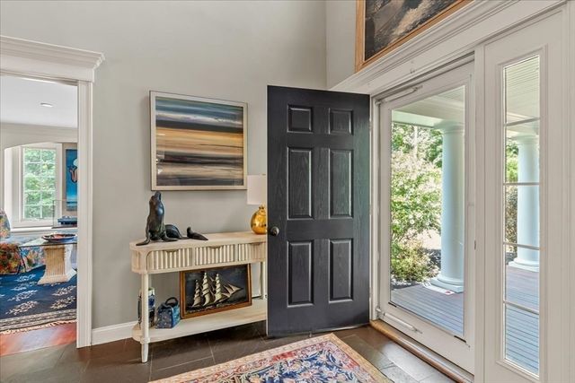 92 Cross St, Marshfield, MA 02050