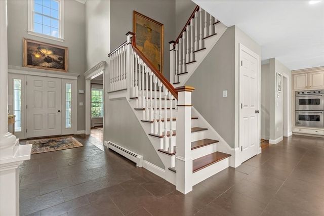 92 Cross St, Marshfield, MA 02050