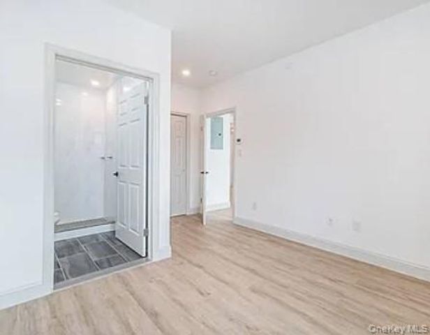 88-56 162nd Street 2D, Jamaica, NY 11432