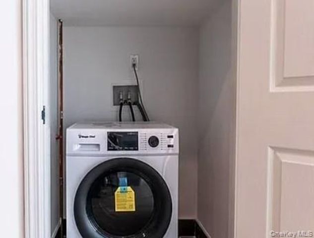 88-56 162nd Street 2D, Jamaica, NY 11432