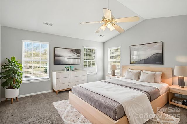 11023 Sycamore Club Drive, Charlotte, NC 28227