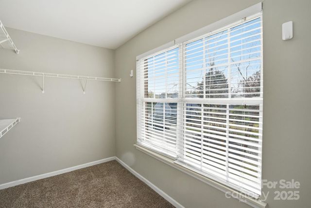 11023 Sycamore Club Drive, Charlotte, NC 28227