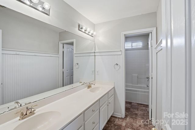 11023 Sycamore Club Drive, Charlotte, NC 28227