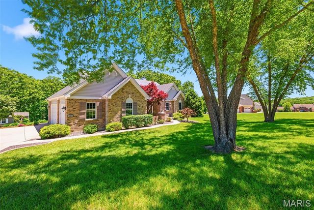 3228 Green Trails Court, Wentzville, MO 63385
