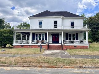 121 Academy Street, Chester, SC 29706