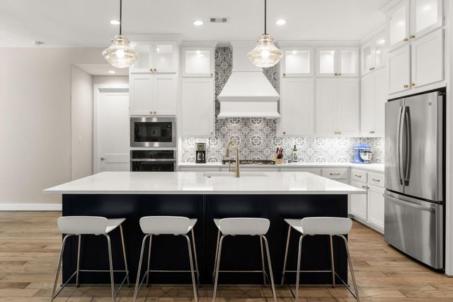 244 Grand View, Huntsville, TX 77340