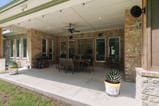 244 Grand View, Huntsville, TX 77340