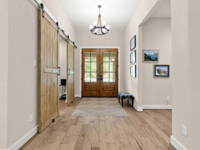 244 Grand View, Huntsville, TX 77340