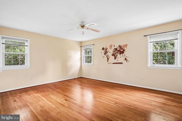 8352 ORANGE CT, Alexandria, VA 22309