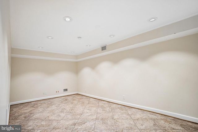 8352 ORANGE CT, Alexandria, VA 22309