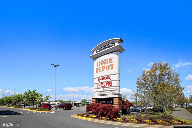 8352 ORANGE CT, Alexandria, VA 22309