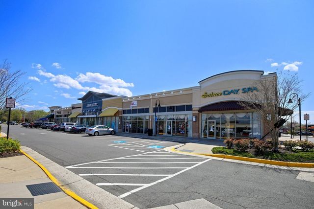 8352 ORANGE CT, Alexandria, VA 22309