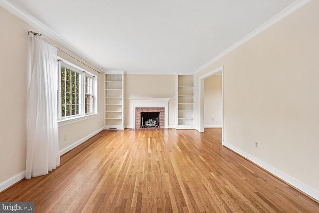 8352 ORANGE CT, Alexandria, VA 22309
