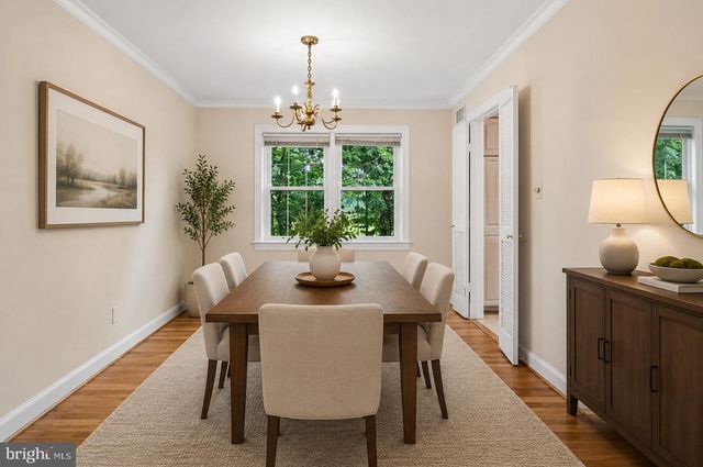 8352 ORANGE CT, Alexandria, VA 22309