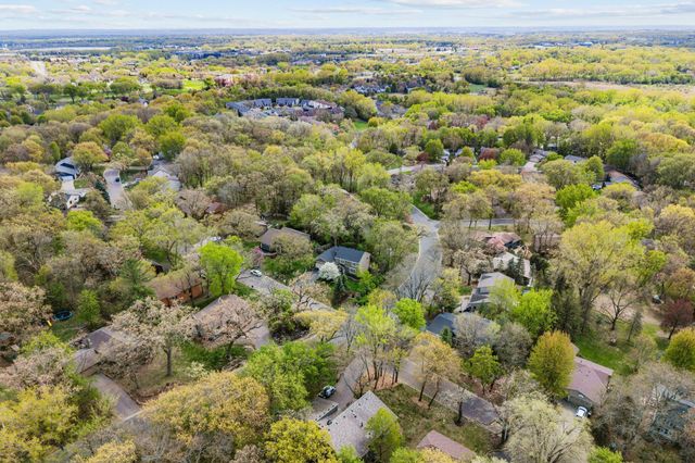 15005 Ironwood Court, Eden Prairie, MN 55346