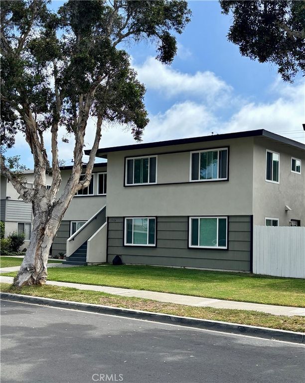 2904 Peppertree Lane, Costa Mesa, CA 92626 — photo 2