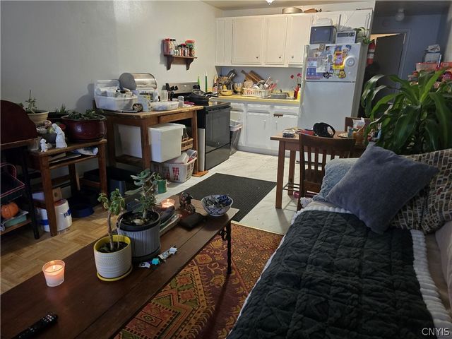 1017 Milton Avenue, Syracuse, NY 13204