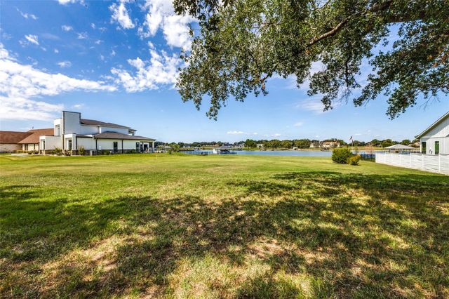 Lot 4 El Barco, Corsicana, TX 75109