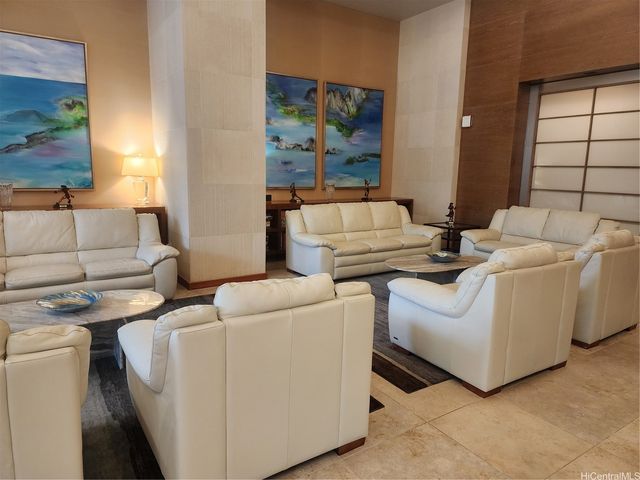 1009 Kapiolani Boulevard 2209, Honolulu, HI 96814