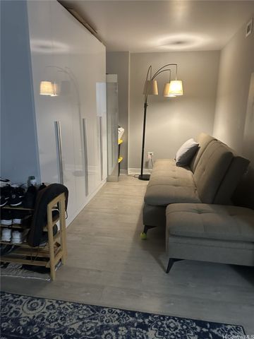 1009 Kapiolani Boulevard 2209, Honolulu, HI 96814
