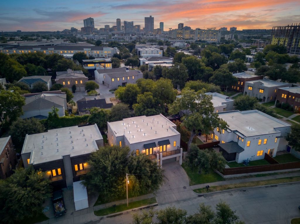 415 Templeton Drive, Fort Worth, TX 76107 — photo 2