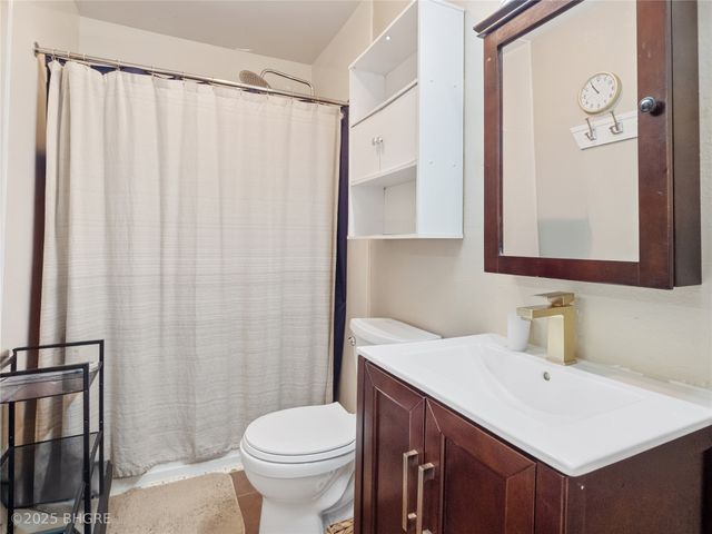 216 2nd Street SW, Melcher Dallas, IA 50163