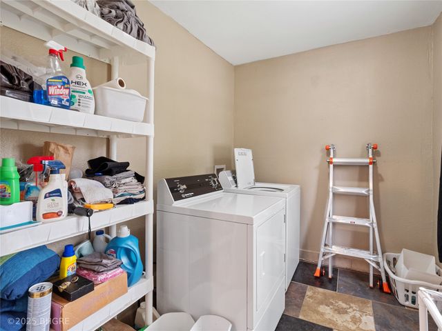 216 2nd Street SW, Melcher Dallas, IA 50163