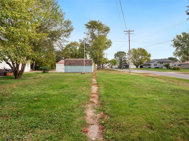 216 2nd Street SW, Melcher Dallas, IA 50163