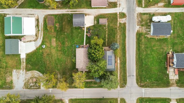 216 2nd Street SW, Melcher Dallas, IA 50163