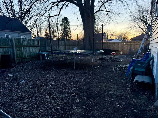 906 Avenue G, Sterling, IL 61081