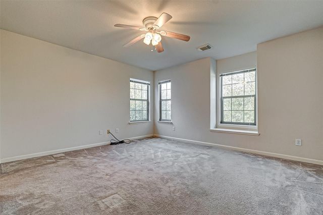 2642 Skyview Trace Court, Houston, TX 77047