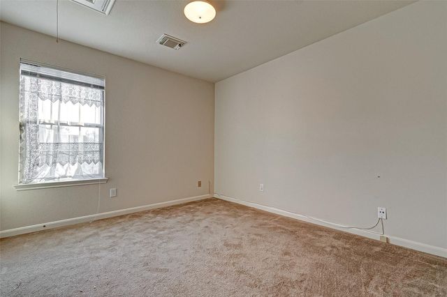 2642 Skyview Trace Court, Houston, TX 77047