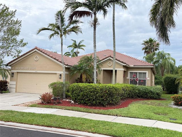 1006 Sunflower Cir, Weston, FL 33327