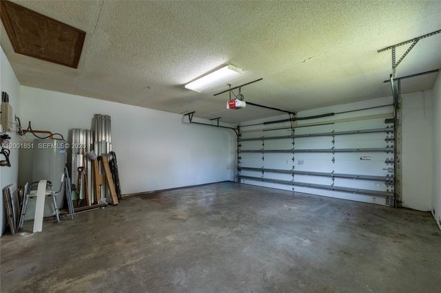 1006 Sunflower Cir, Weston, FL 33327