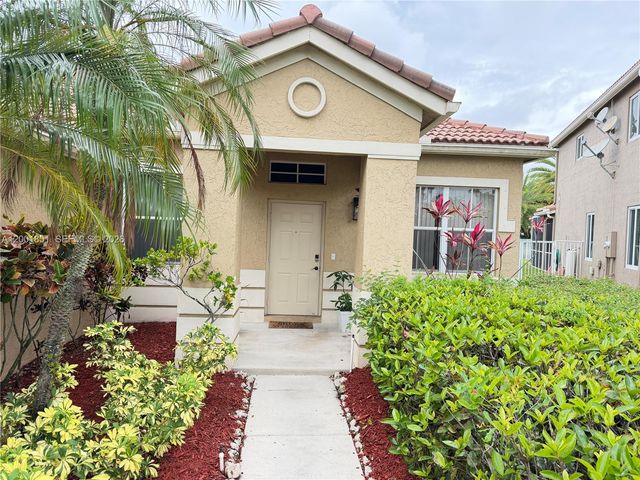 1006 Sunflower Cir, Weston, FL 33327