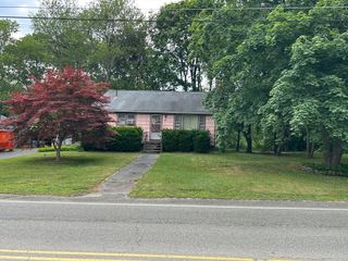 1831 Turnpike St, Stoughton, MA 02072