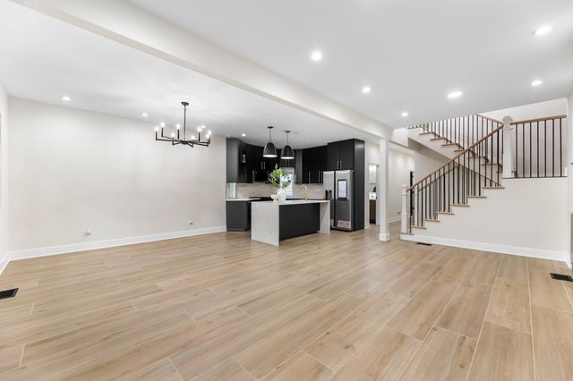 1212 W Fred Street, Whiting, IN 46394