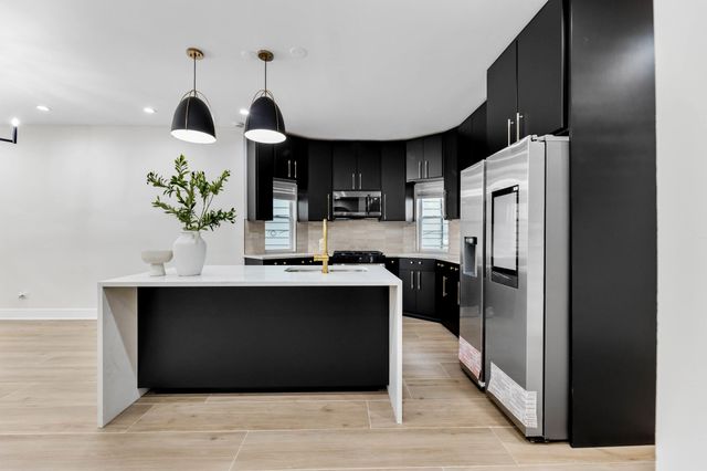 1212 W Fred Street, Whiting, IN 46394