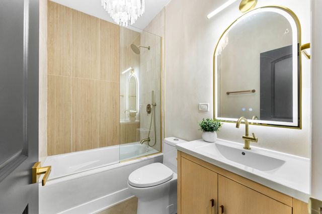 1212 W Fred Street, Whiting, IN 46394