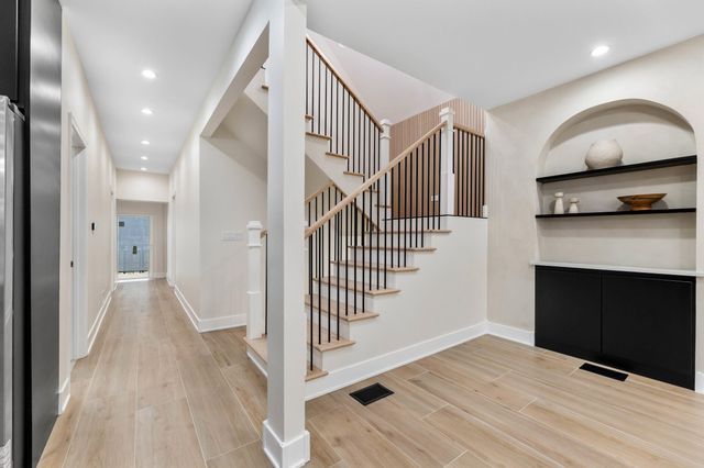 1212 W Fred Street, Whiting, IN 46394