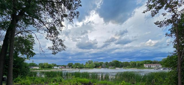 6668 Rustic Road SE, Prior Lake, MN 55372