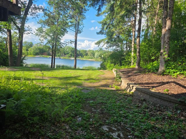 6668 Rustic Road SE, Prior Lake, MN 55372
