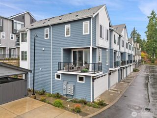 18829 67th Drive NE #6, Kenmore, WA 98028