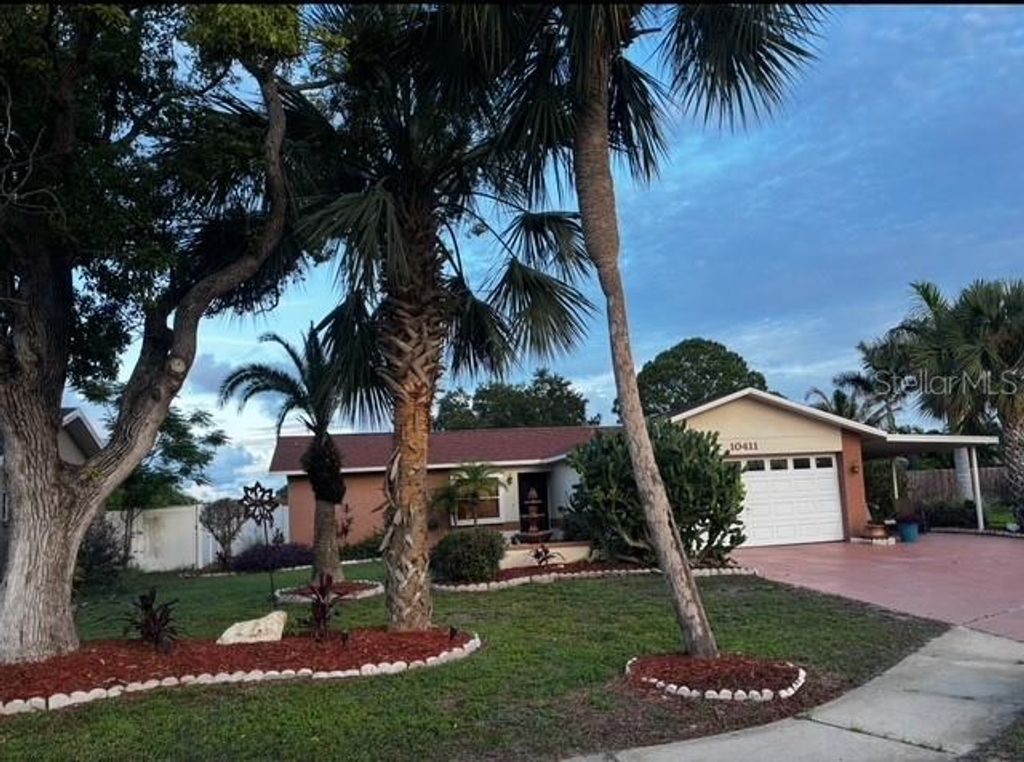 10411 E LEANING OAK DRIVE, Port Richey, FL 34668