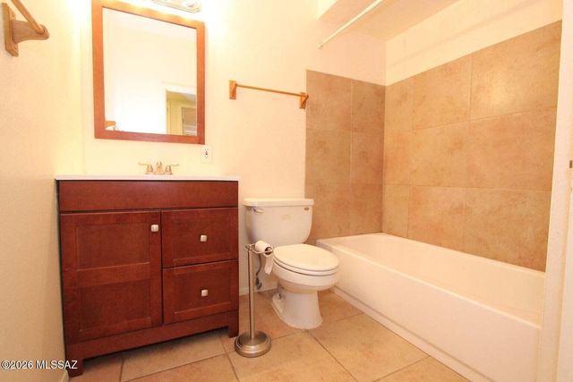 8851 E Shiloh Place, Tucson, AZ 85710