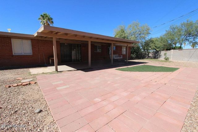 8851 E Shiloh Place, Tucson, AZ 85710