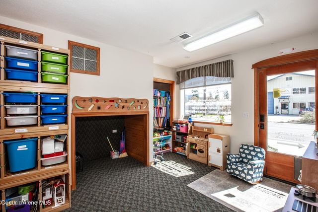 724 Pine St, Sandpoint, ID 83864