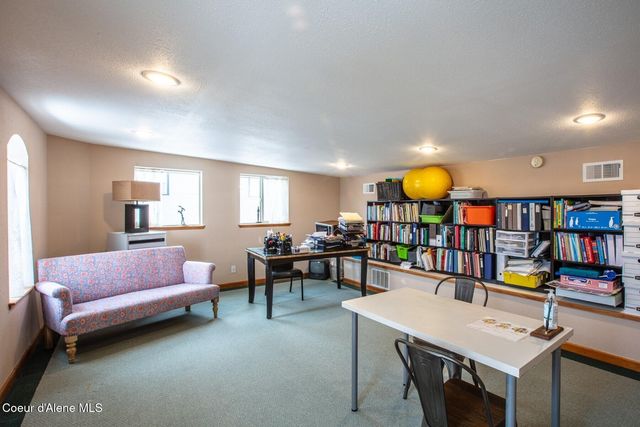 724 Pine St, Sandpoint, ID 83864