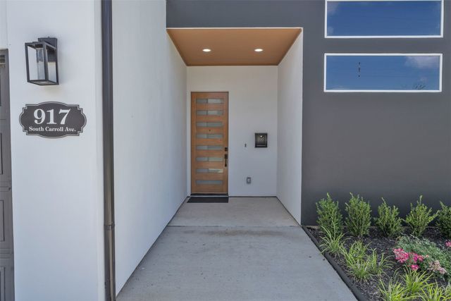 917 S Carroll Avenue, Dallas, TX 75223